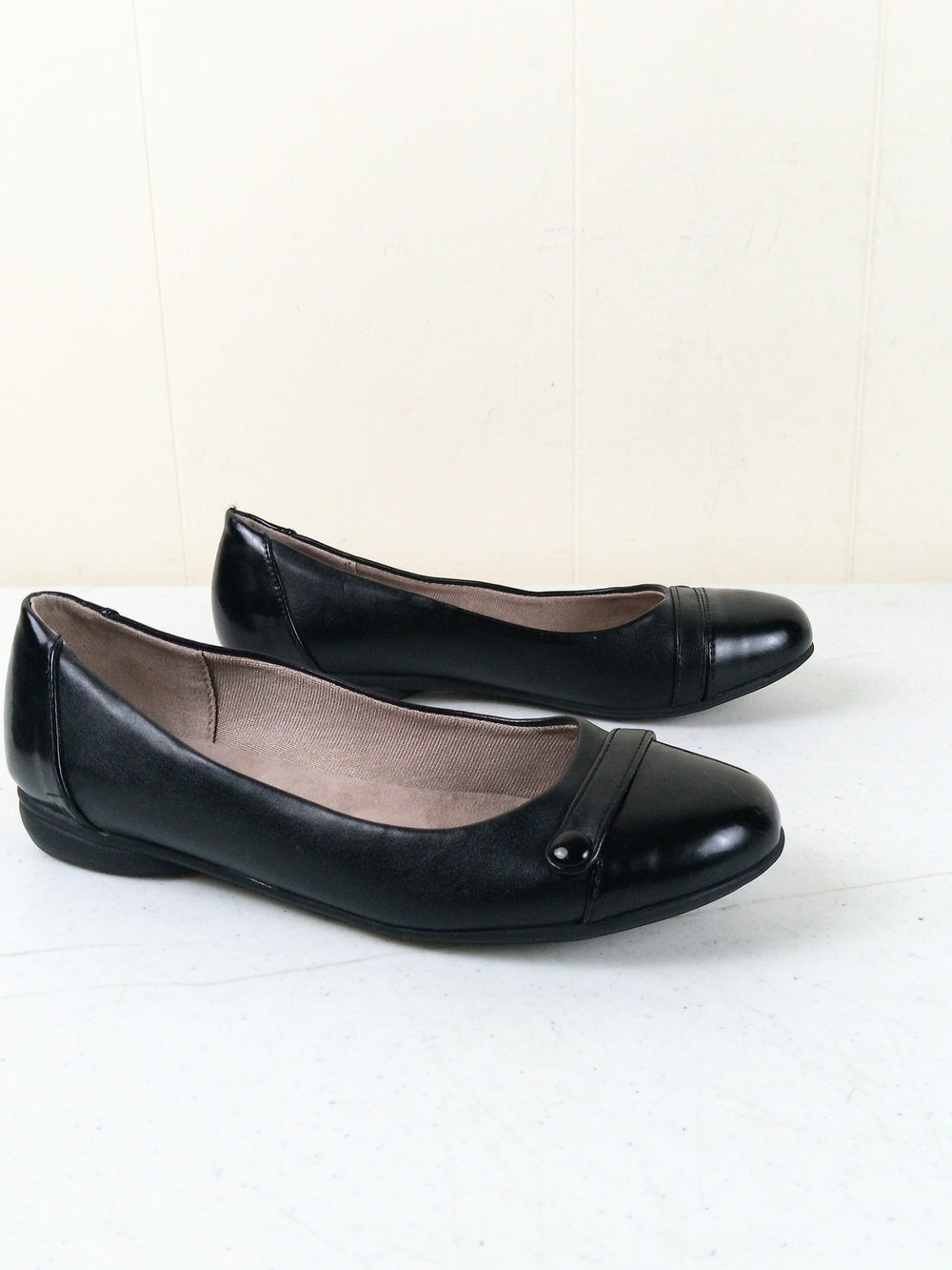 Life Stride Alchemy Cap Toe Ballet Flats Women Size 7.5 Black Faux Leather
